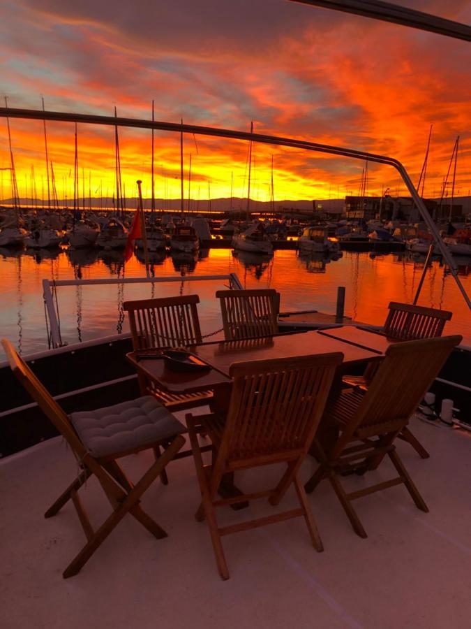 Homeboat-Bateau Hotel Ginevra Esterno foto