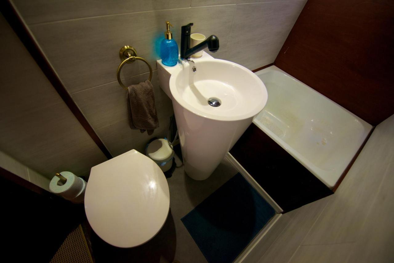 Homeboat-Bateau Hotel Ginevra Esterno foto