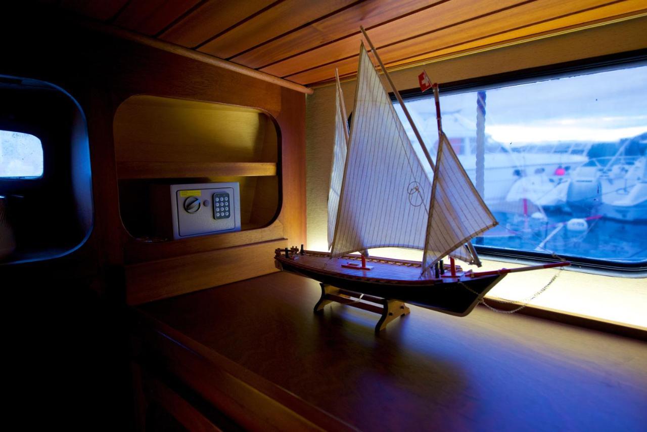 Homeboat-Bateau Hotel Ginevra Esterno foto